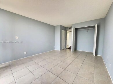 3400 Blue Lake Dr unit 504, Pompano Beach, FL 33064 - photo 6