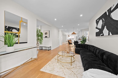 4437 N Whipple St, Chicago, IL 60625 - photo 5