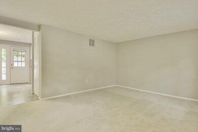 19116 Partridge Wood Dr, Germantown, MD 20874 - photo 4
