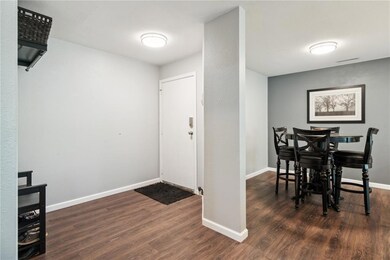 4132 Lexington Dr NE unit C, Cedar Rapids, IA 52402 - photo 3