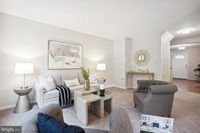 7384 Jiri Woods Ct, Springfield, VA 22153 - photo 5