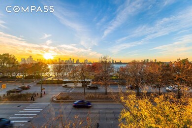 377 W 11th St unit 3G, New York, NY 10014 - photo 5