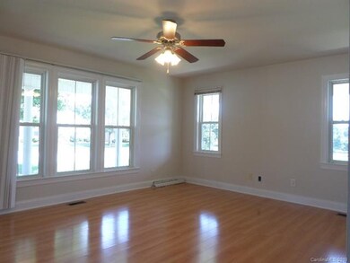 117 Tarrington Dr, Statesville, NC 28625 - photo 7