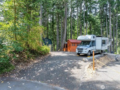 22204 Bluewater Ct SE, Yelm, WA 98597 - photo 2