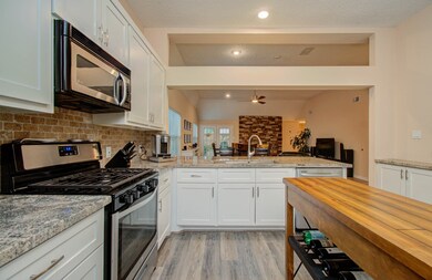 11002 Winspring Dr, Tomball, TX 77377 - photo 5