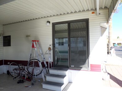 ENTRANCE TO LIVING AREA