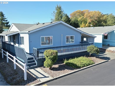 97940 W Benham Ln unit 17, Brookings, OR 97415 - photo 4