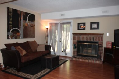 Nice Living Room with Fireplace!