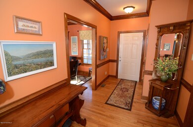 FOYER