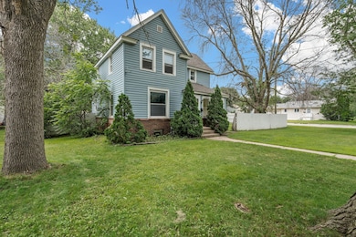 1302 8th Ave NW, Austin, MN 55912 - photo 3