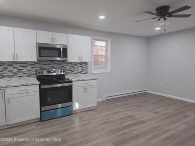 409 Pittston Ave unit 1st floor S, Scranton, PA 18505 - photo 5