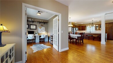 33 Crest Cir, Smithfield, RI 02917 - photo 3