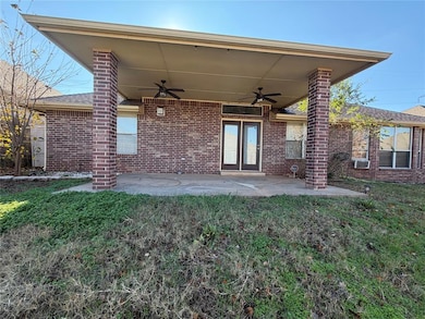 5805 NW 101st St, Oklahoma City, OK 73162 - photo 4