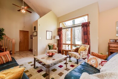 010-Living_Room-2562840-medium