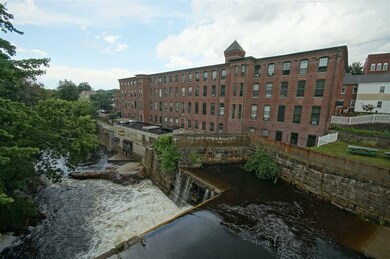 Emerson Mills unit 104, Pembroke, NH 03275 - photo 7