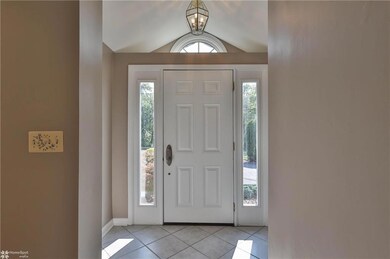 6042 Swamp Rd, Zionsville, PA 18092 - photo 6