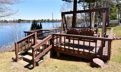 Deck overlooking lakeview