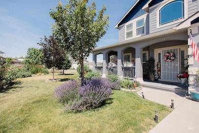 460 NE Greystone Loop, Mountain Home, ID 83647 - photo 2