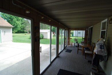 1525 N Twelfth St, Niles, MI 49120 - photo 3