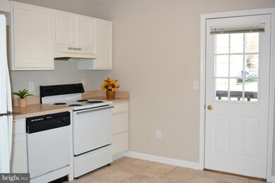 819 W Potomac St, Brunswick, MD 21716 - photo 6