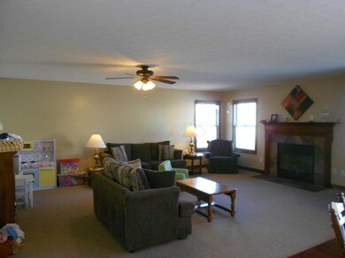 1003 Tenbrook Place, Columbus, OH 43228 - photo 3