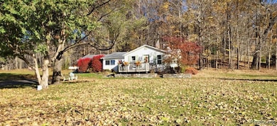 1401 Granger Rd, Ortonville, MI 48462 - photo 3