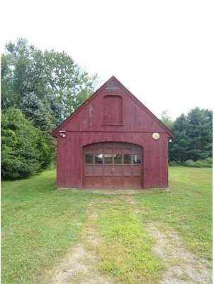 114 Christian Ln, South Deerfield, MA 01373 - photo 6