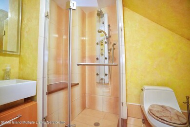 24 Peare Place, Staten Island, NY 10312 - photo 4