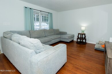 3040 Highland Ave, Diberville, MS 39540 - photo 4