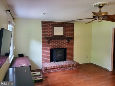 12323 Running Deer Rd, Manassas, VA 20112 - photo 6