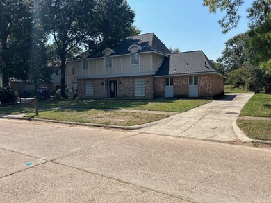5919 Green Terrace Ln, Houston, TX 77088 - photo 2