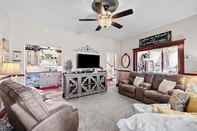 401 SW 4th St, Tuttle, OK 73089 - photo 7