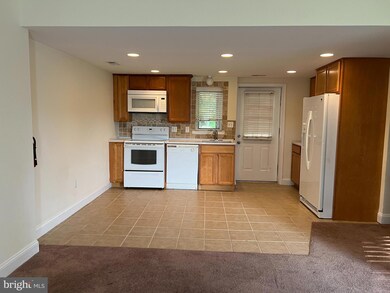 1912 N Black Horse Pike unit B - DOWNSTAIRS, Williamstown, NJ 08094 - photo 4