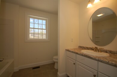 159 Brookview Dr unit 59, Hooksett, NH 03106 - photo 3