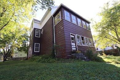 24 King St, Orange, MA 01364 - photo 2