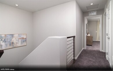 Albany - MODEL HOME PHOTOS