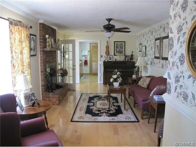 794 Custis Millpond Rd, West Point, VA 23181 - photo 4