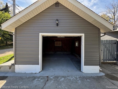 4915 Clarkston Rd, Clarkston, MI 48348 - photo 6