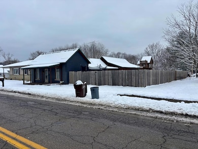 310 W Main St, Bainbridge, OH 45612 - photo 3