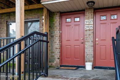 31 Ginger Ct unit 36, Eatontown, NJ 07724 - photo 2