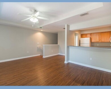 2303 Timber Oaks Ln unit 47, Tallahassee, FL 32304 - photo 3