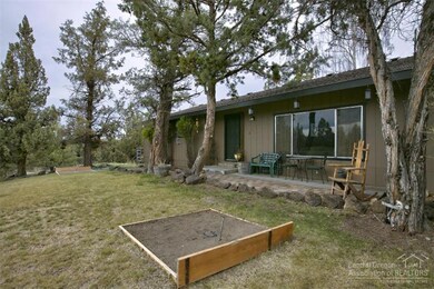22960 Donna Ln, Bend, OR 97701 - photo 4