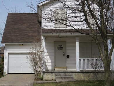 1861 E 34th St, Lorain, OH 44055 - photo 2