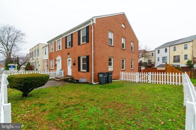 2915 Williamsburg Ct, Woodbridge, VA 22191 - photo 3