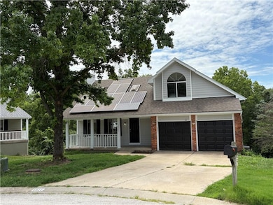 1311 SW 25th St, Blue Springs, MO 64015 - photo 2