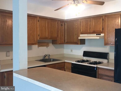 308 Trinity Ct unit 12, Princeton, NJ 08540 - photo 6