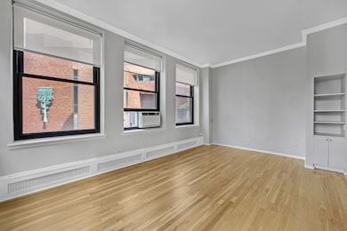 Mercer Square Owners Corp unit A202, New York, NY 10012 - photo 6