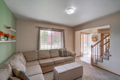 501 Riverside Dr, de Forest, WI 53532 - photo 6