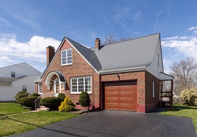 19 Paul St, Worcester, MA 01606 - photo 5