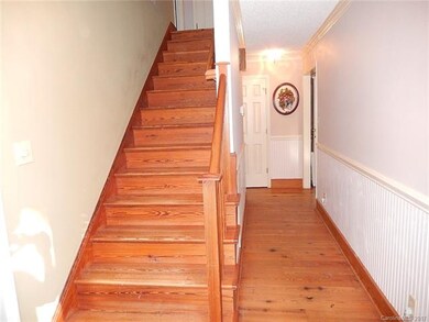 FULL WOOD STAIRCASE